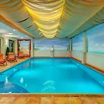 Schmitt Garni Hotell 4*