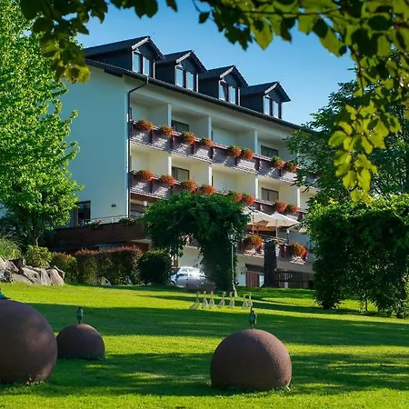 Schmitt Garni Hotell Mönchberg